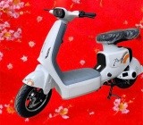 Thay ắc quy xe đạp điện, xe máy điện lắp đặt tận nơi